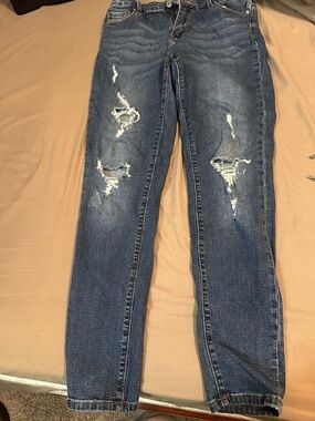 Women's Distressed Blue Jeans - Casual Slim Fit